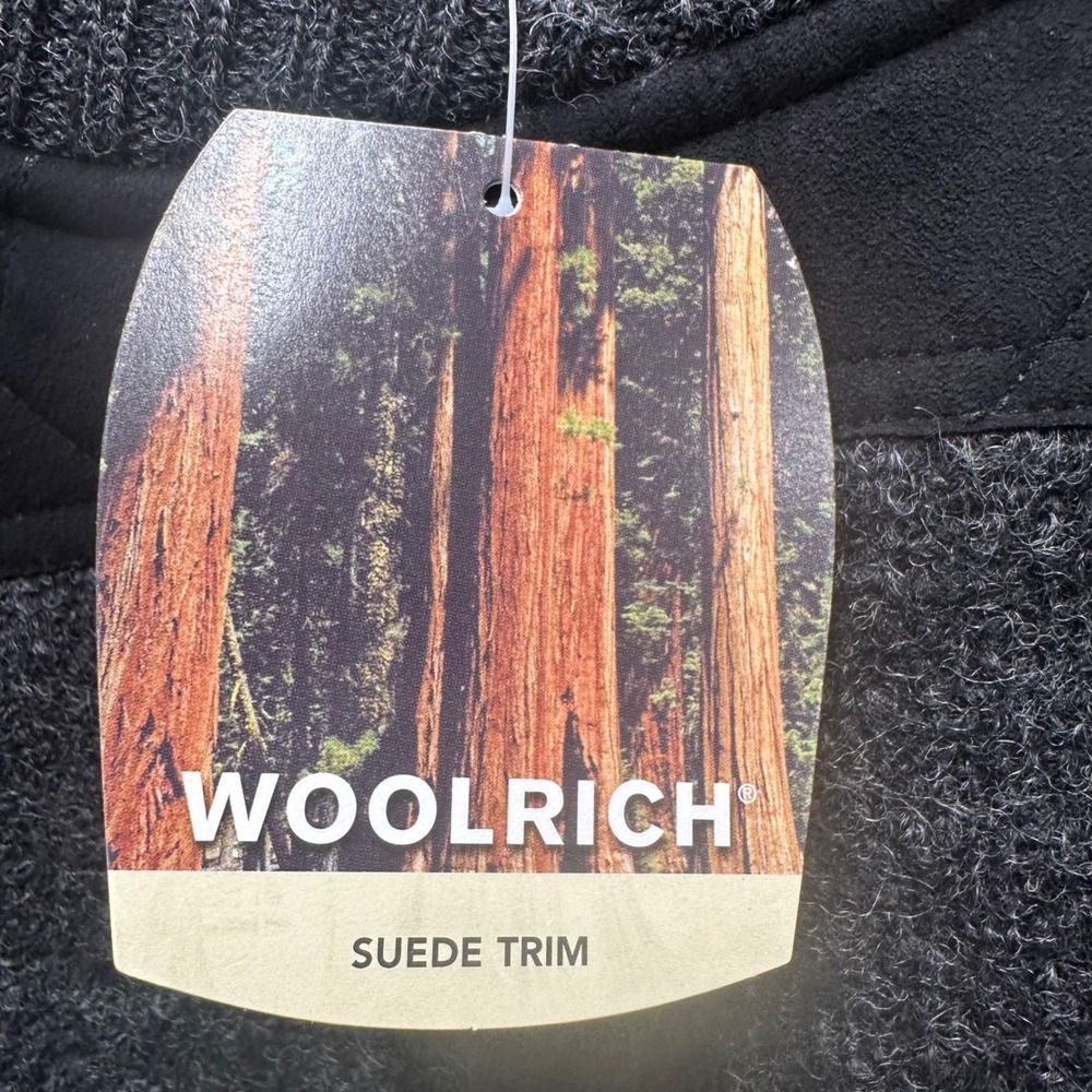 Woolrich Men's 100% Wool Sweater L Charcoal Suede Trim Quilted Shoulder Crewneck - Picture 7 of 7